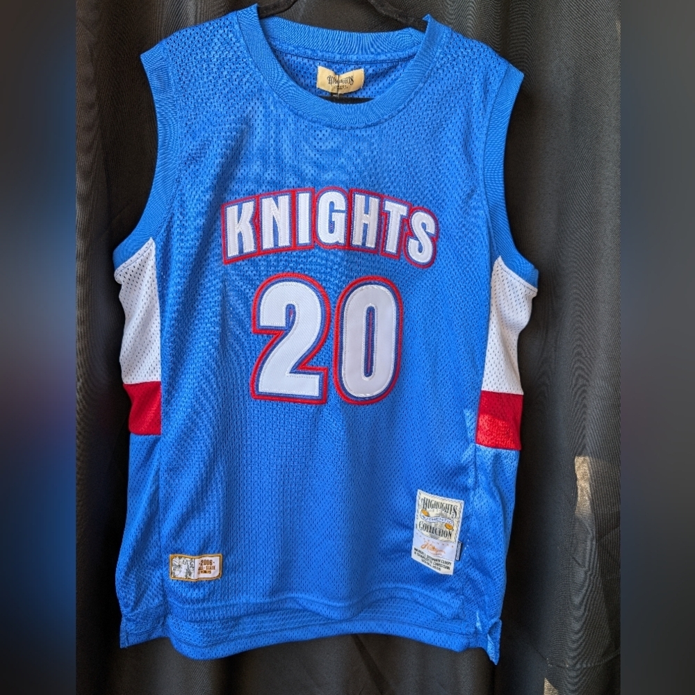 Stephen Curry with this Charlotte Christian Knights #20 Jersey.